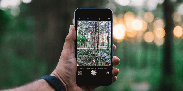 Infinite Zoom on Any Photo on iPhone