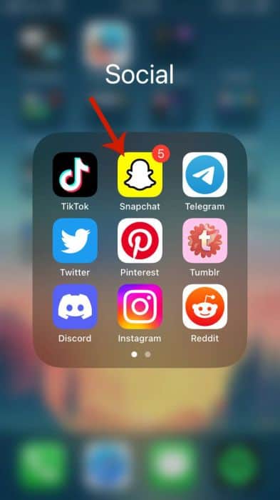 Snapchat app icon inside the social folder