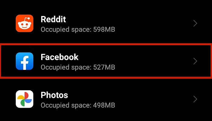 App storage settings with the facebook app highlighted